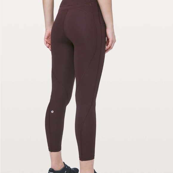 🍋 Lululemon LIKE NEW Time To Sweat 7/8 Tight 25" in Plum Shadow - Sz 8 - Picture 1 of 15